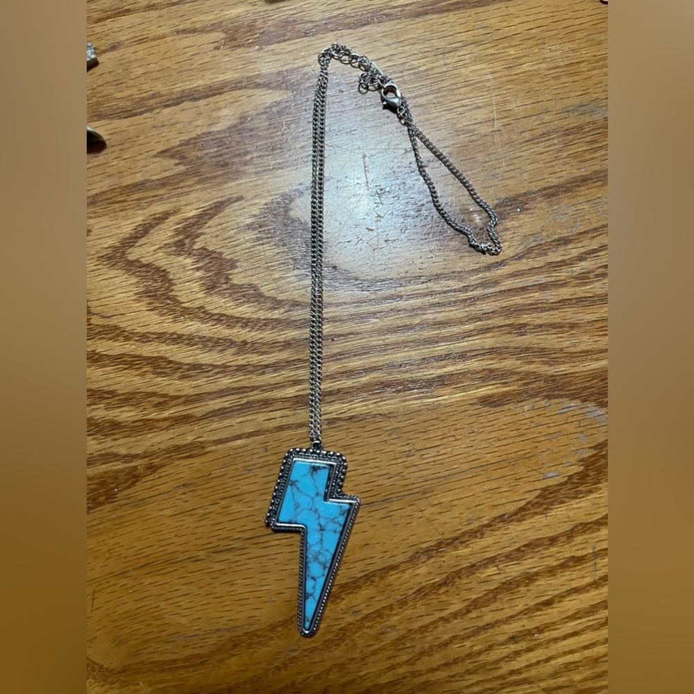 Lightning bolt